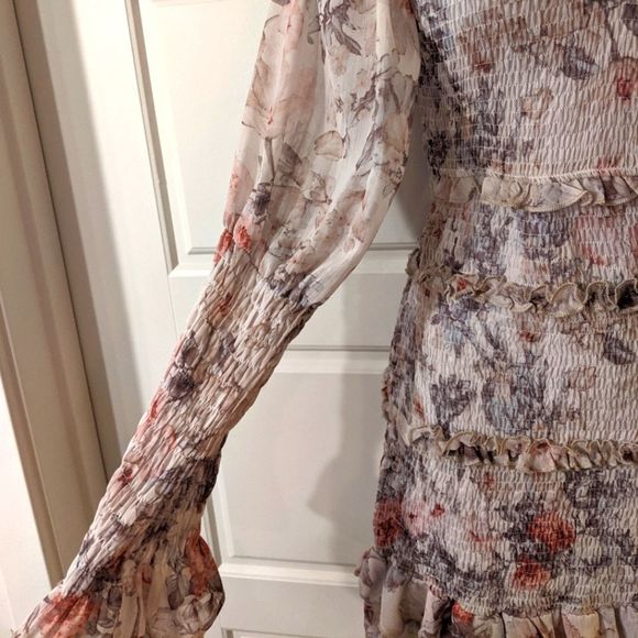 SNDYS. Floral Ruched Ruffle Bodycon Puff Sleeve Mini Dress - Picture 6 of 7